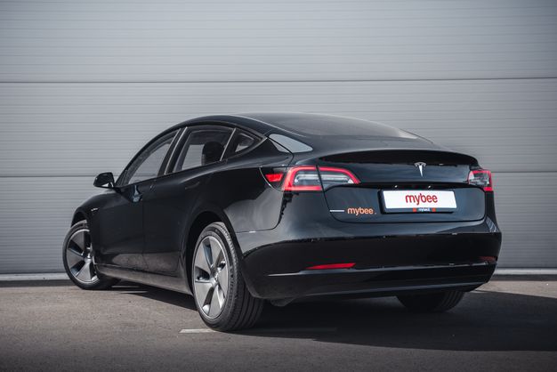 Tesla Model 3 Long Range