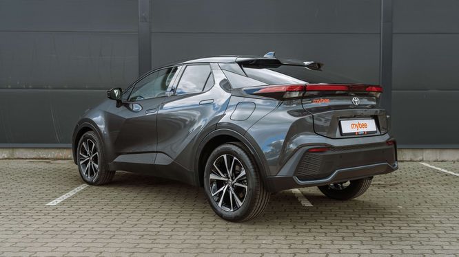 Toyota C-HR Hybrid MY24 Style