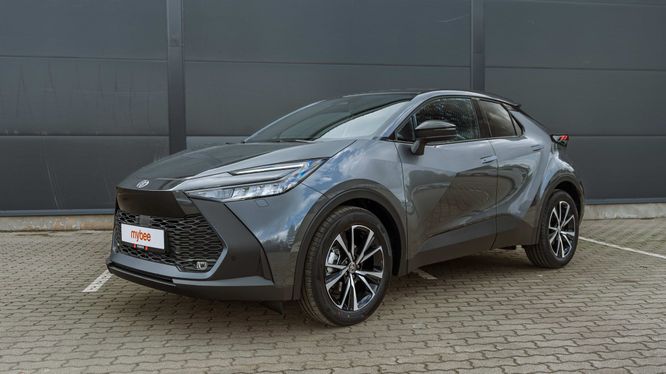 Toyota C-HR Hybrid MY24 Style