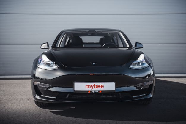 Tesla Model 3 Long Range