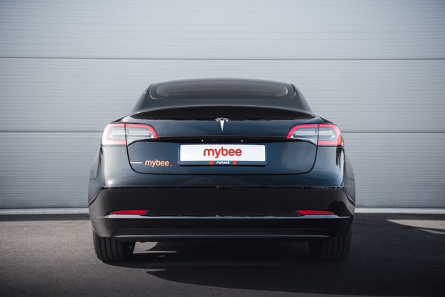 Tesla Model 3 Long Range