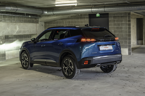 Peugeot 2008 Hybrid