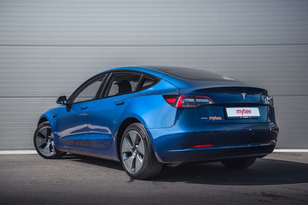 Tesla Model 3 Long Range