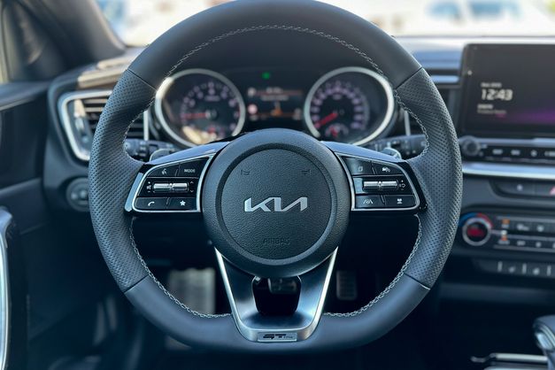 KIA PROCEED GT-LINE