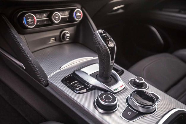 Alfa Romeo Stelvio Veloce AWD