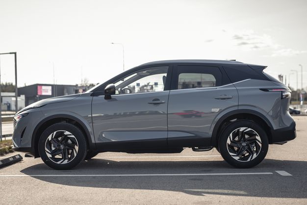 Nissan Qashqai N-connecta AT
