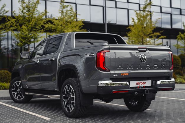 VW Amarok Aventura V6 240HP AT AWD