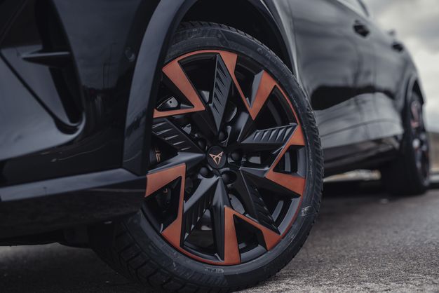 CUPRA Formentor VZ FL 333AG DSG-7 AWD