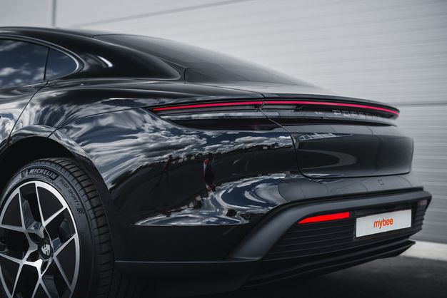 Porsche Taycan EV