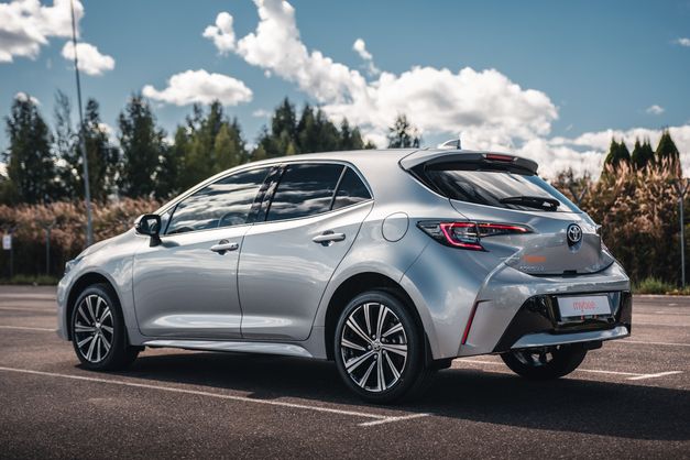 Toyota Corolla Hatchback Active plus Hybrid