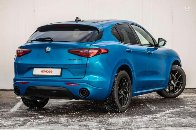 Alfa Romeo Stelvio Veloce AWD
