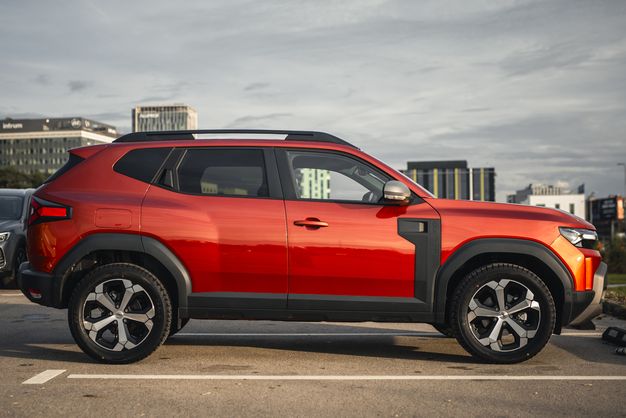 Dacia Duster Journey Hybrid
