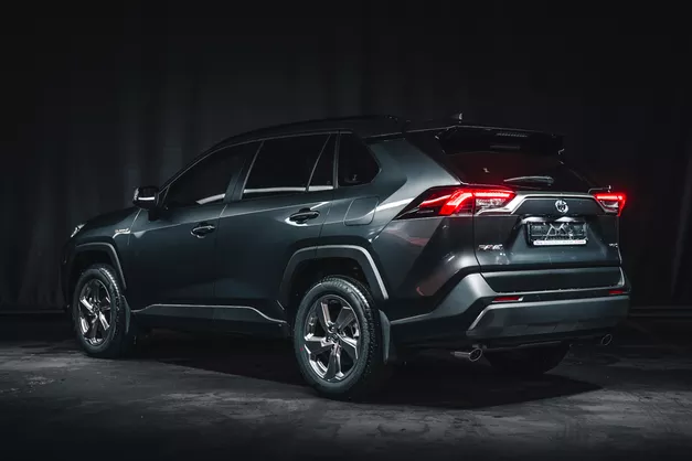 Toyota RAV-4 Hybrid Luxury 2WD