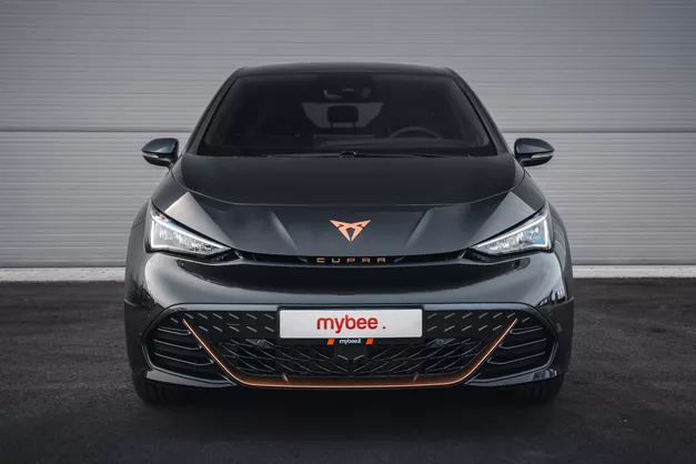 Cupra Born 58KWH 204 HP 