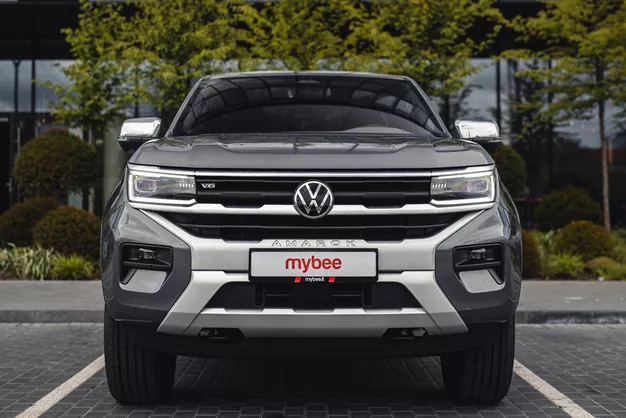 VW Amarok Aventura V6 240HP AT AWD