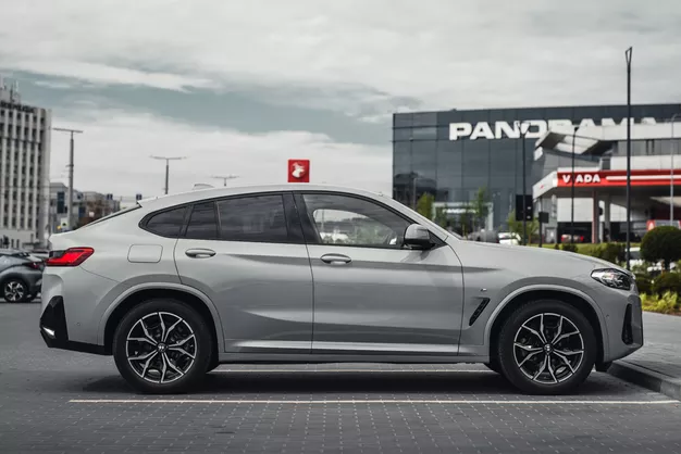 BMW X4 xDrive20i Msport