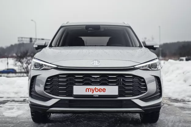 MG ZS Hybrid Luxury