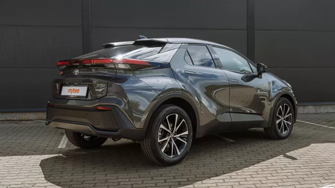 Toyota C-HR Hybrid MY24 Style