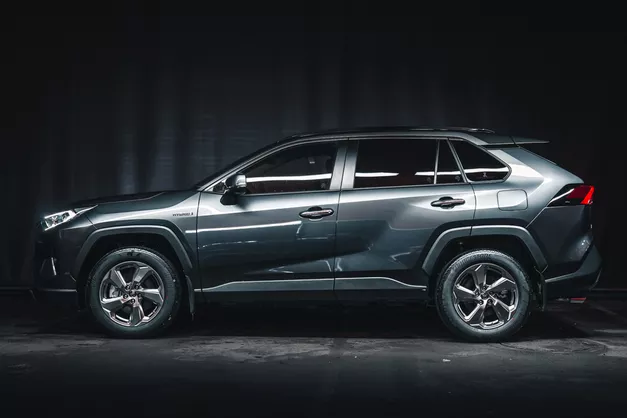 Toyota RAV-4 Hybrid Luxury 2WD