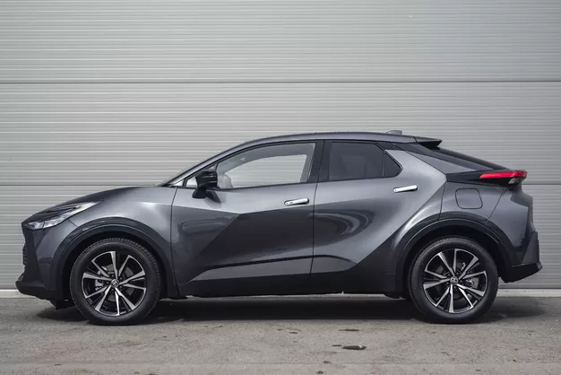Toyota C-HR Crossover 1.8 Hybrid 140 e-CVT