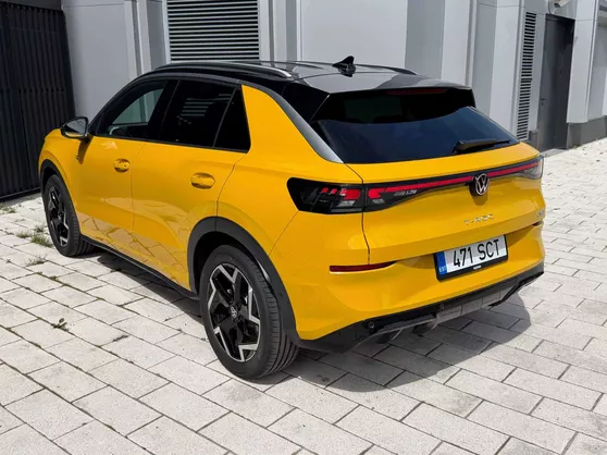 VW T-Roc R-line MY26