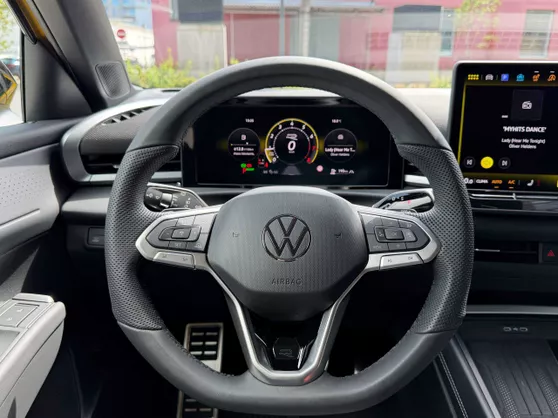 VW T-Roc R-line MY26