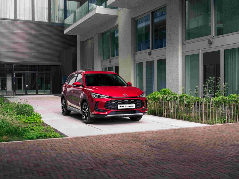 MG automobiliai Lietuvoje: ką siūlo nauji hibridiniai SUV ir kaip juos išbandyti be įsipareigojimų 